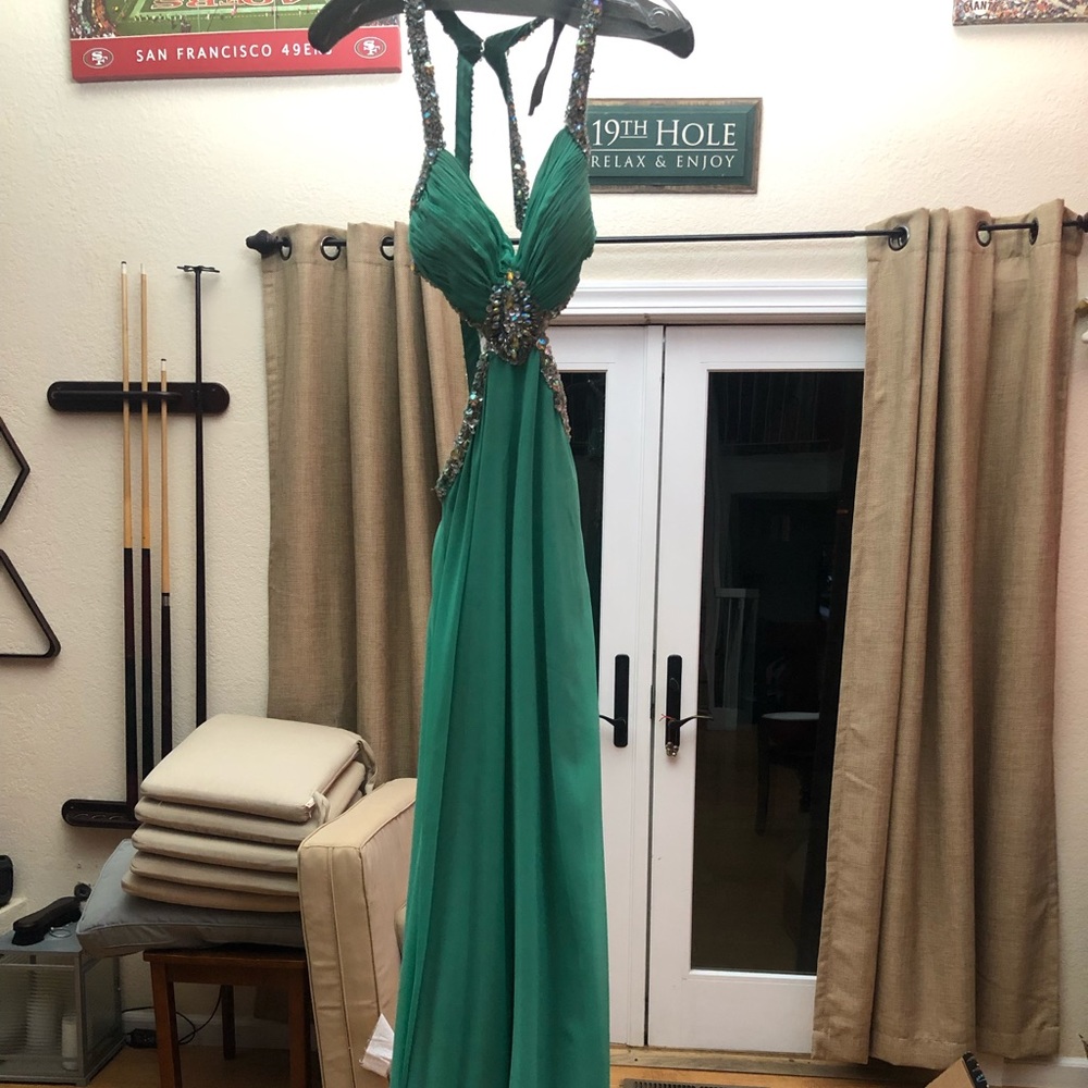 Prom dress/wedding guest dress